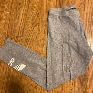 ADIDAS leggings- size medium
